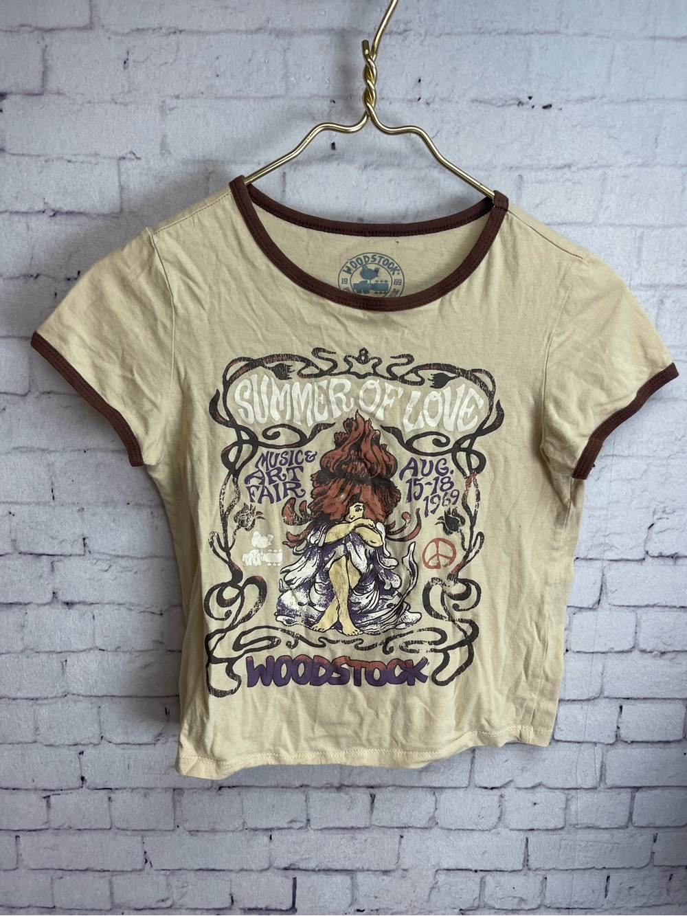 Goodie two sleeves size 11/12 tshirt tan Woodstock design